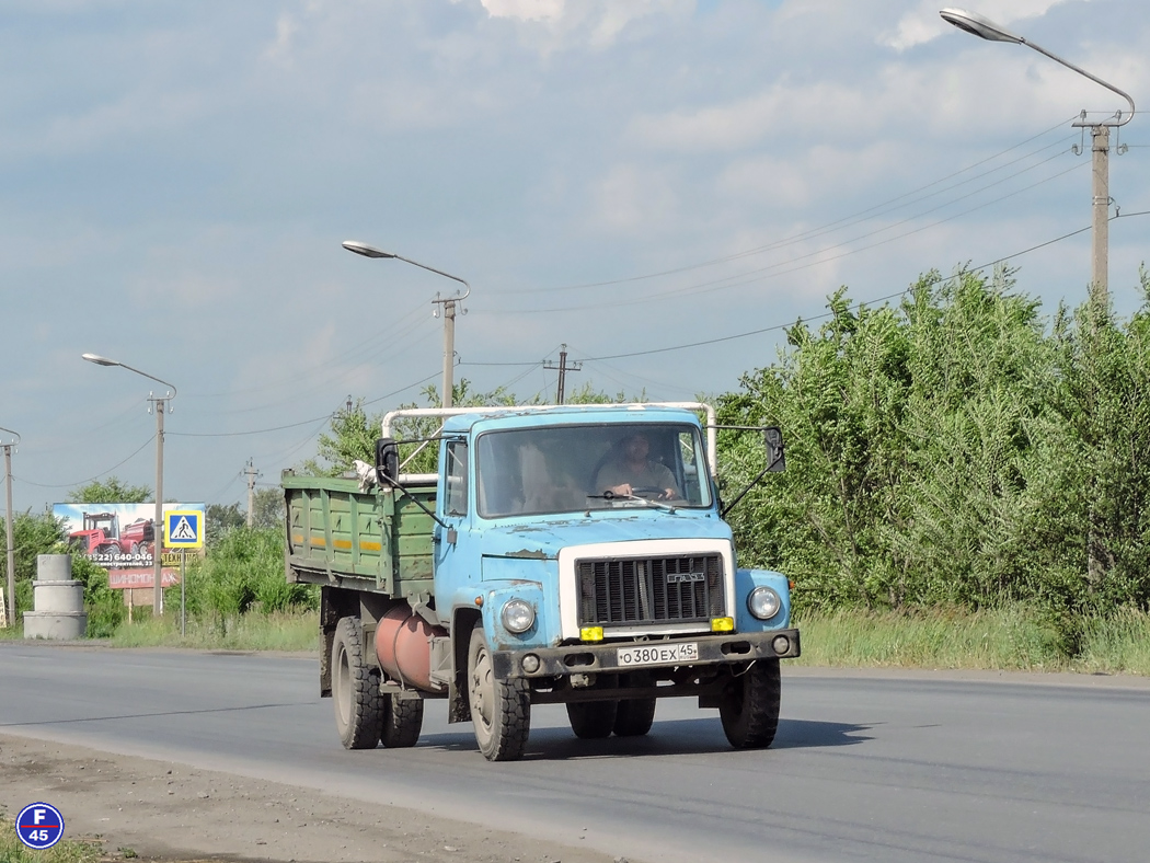 Курганская область, № О 380 ЕХ 45 — ГАЗ-33073