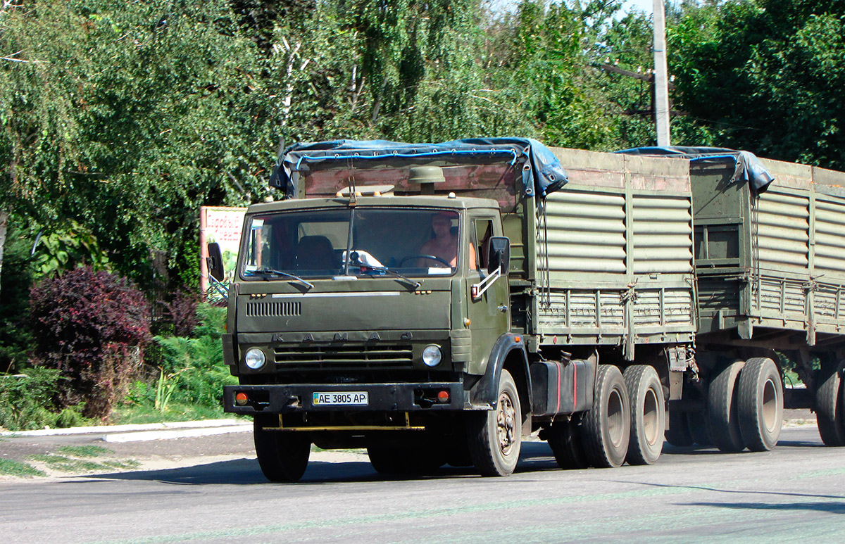 Днепропетровская область, № АЕ 3805 АР — КамАЗ-5320