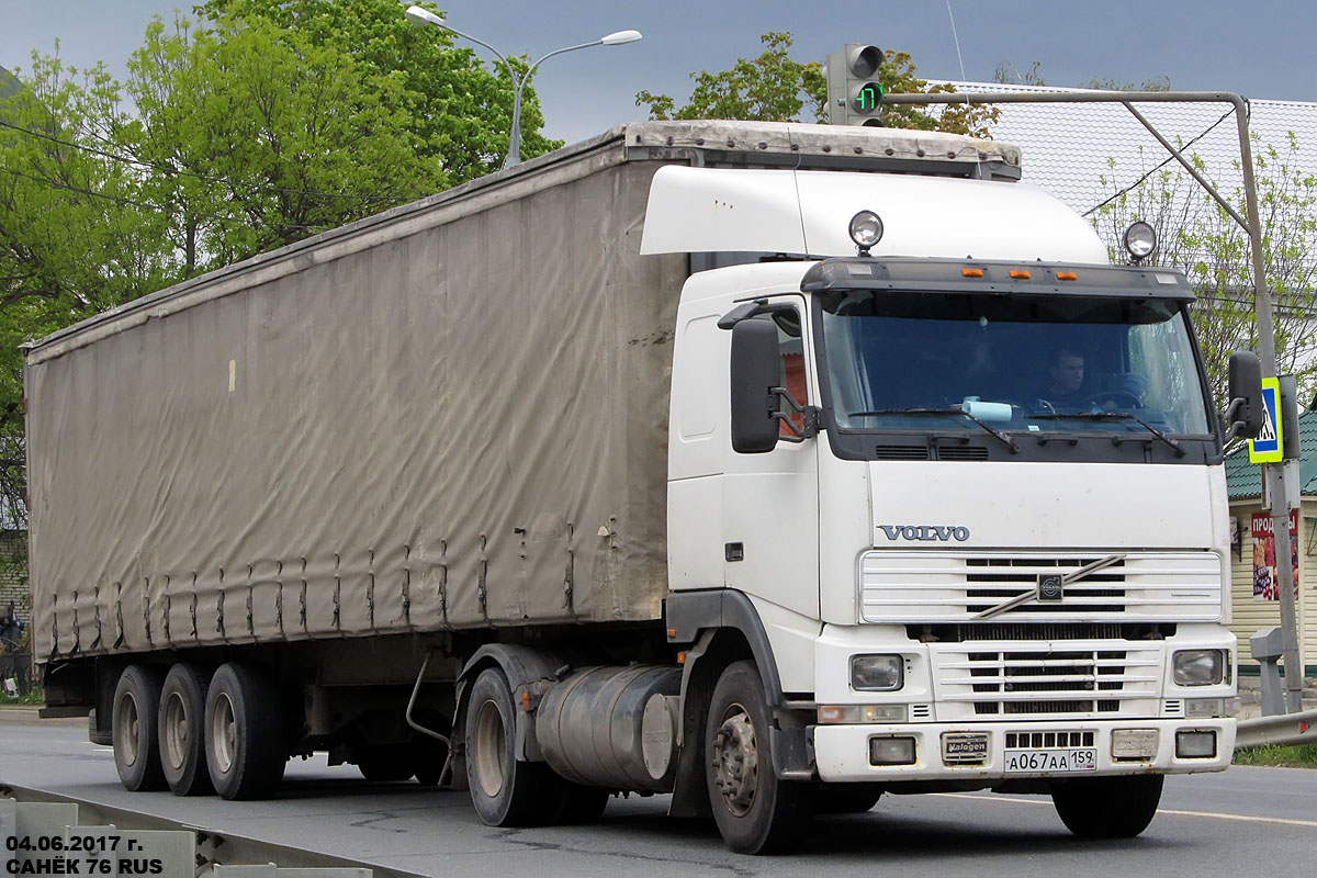 Вологодская область, № А 067 АА 159 — Volvo ('1993) FH12.380