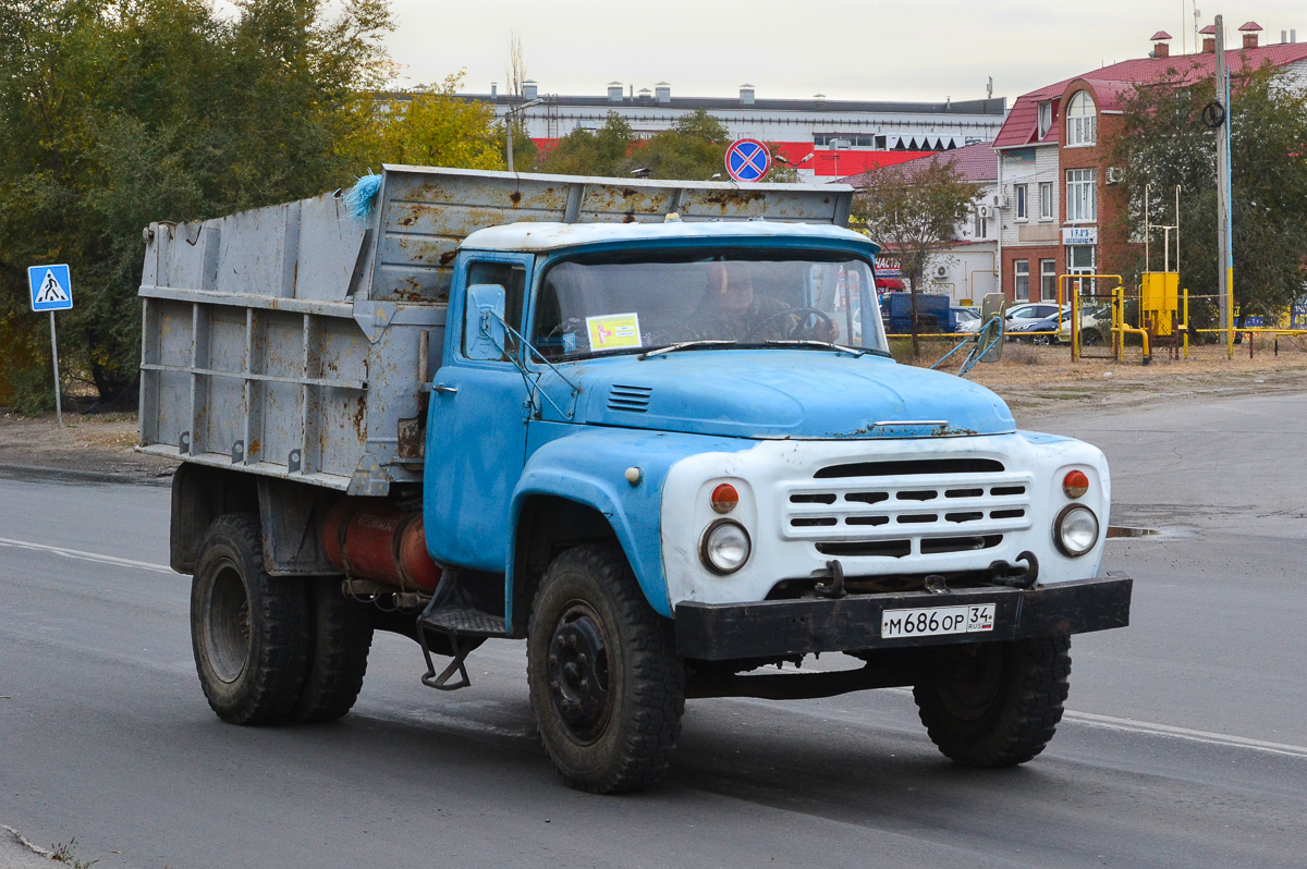 Волгоградская область, № М 686 ОР 34 — ЗИЛ-495810