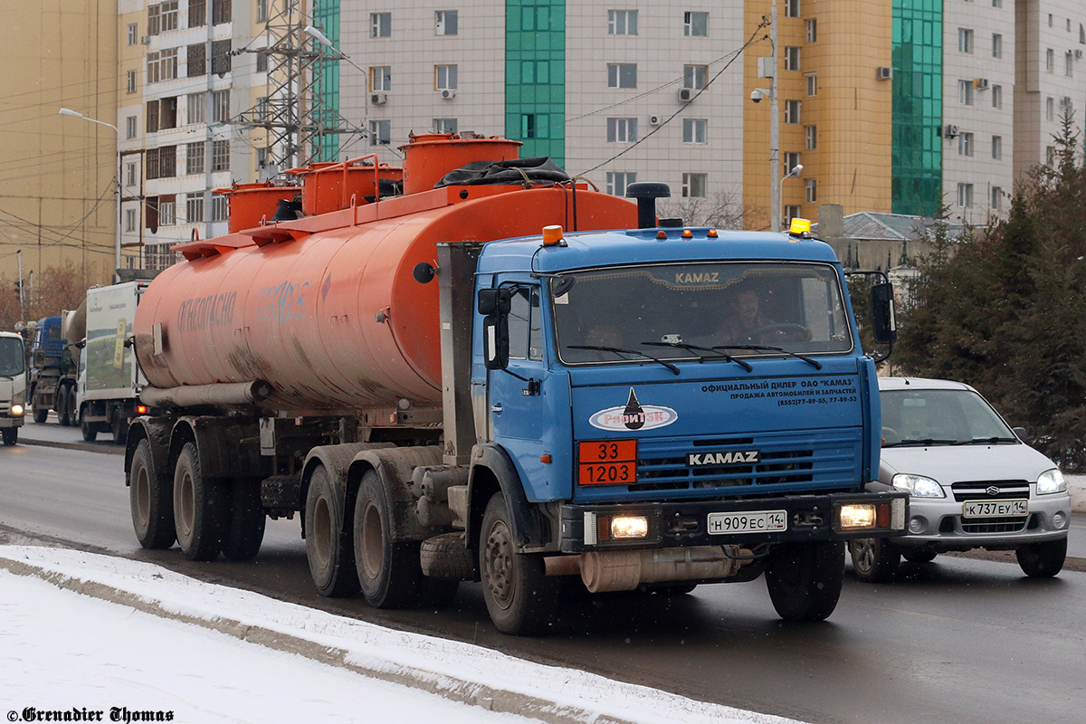 Саха (Якутия), № Н 909 ЕС 14 — КамАЗ-65115 [651150]