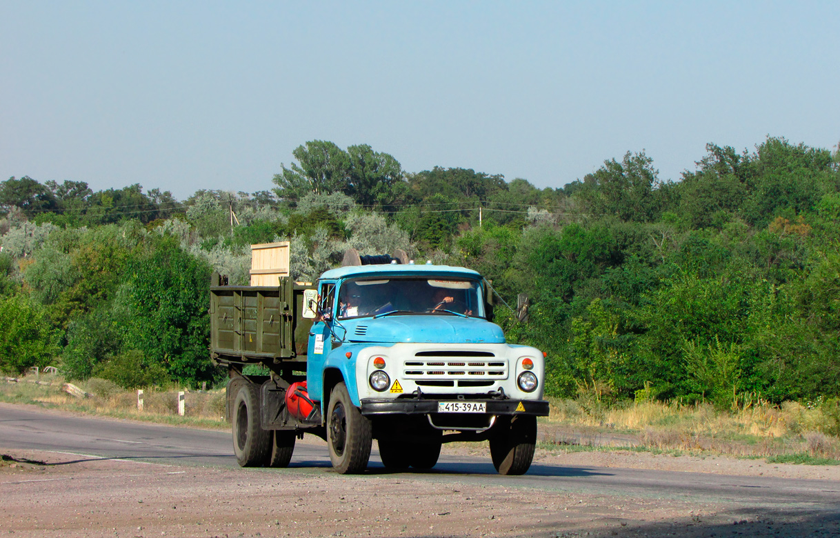 Днепропетровская область, № 415-39 АА — ЗИЛ-495710