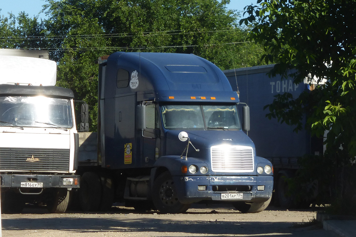 Волгоградская область, № В 201 АР 134 — Freightliner Century Class