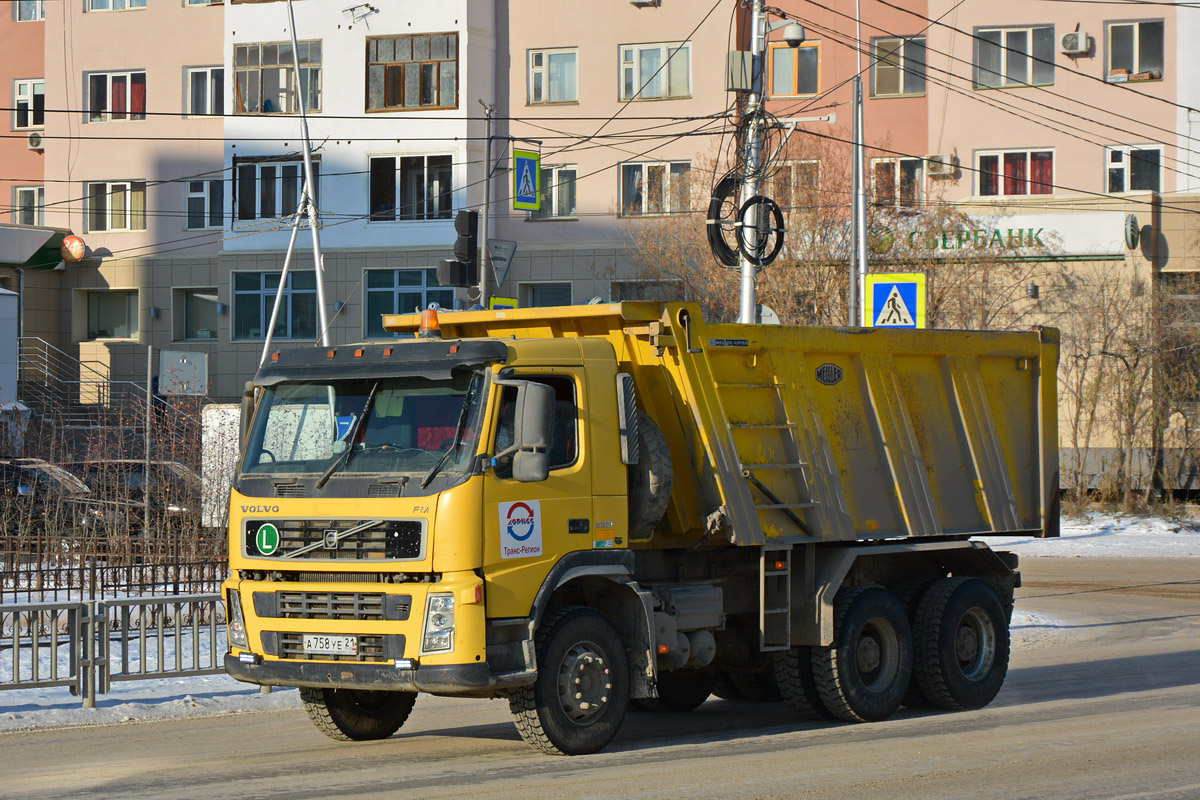 Чувашия, № А 758 УЕ 21 — Volvo ('2002) FM12.440