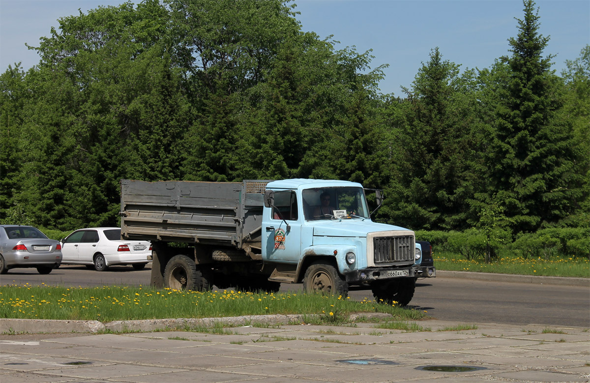 Красноярский край, № О 660 АХ 124 — ГАЗ-33072