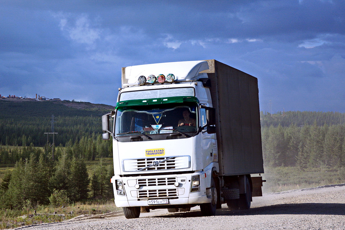 Москва, № Т 591 ЕН 777 — Volvo ('2002) FH12.420