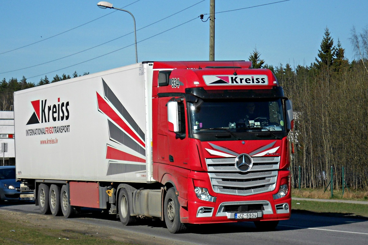 Латвия, № 934 — Mercedes-Benz Actros ('2011) 1845