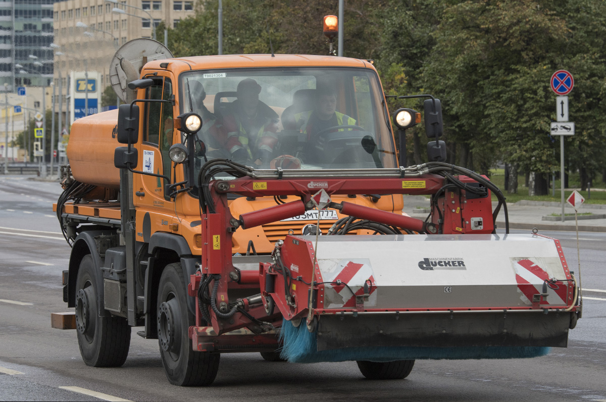 Москва, № Р 105 МТ 777 — Mercedes-Benz Unimog U400 [Z9M]