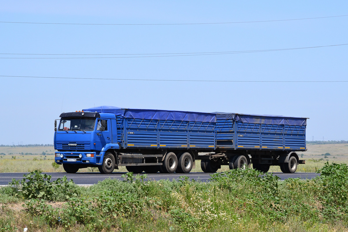 Волгоградская область, № В 192 ЕУ 134 — КамАЗ-65117 [651170]