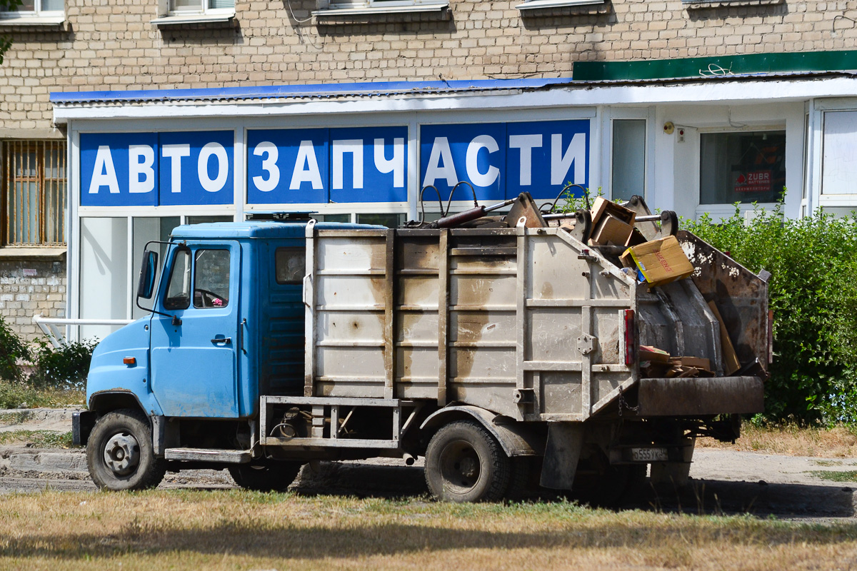 Волгоградская область, № О 555 УК 34 — ЗИЛ-5301БО "Бычок"