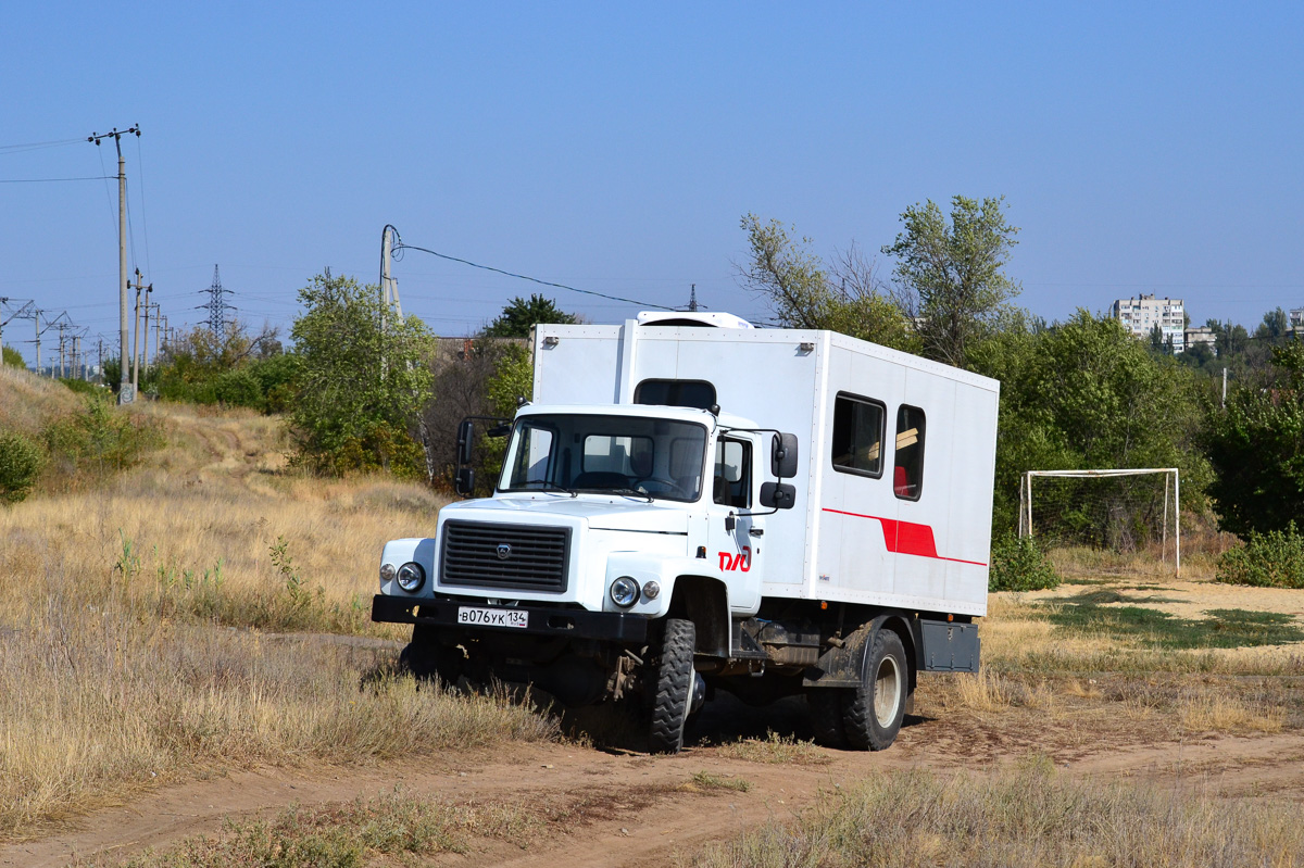 Волгоградская область, № В 076 УК 134 — ГАЗ-33086 «Земляк»