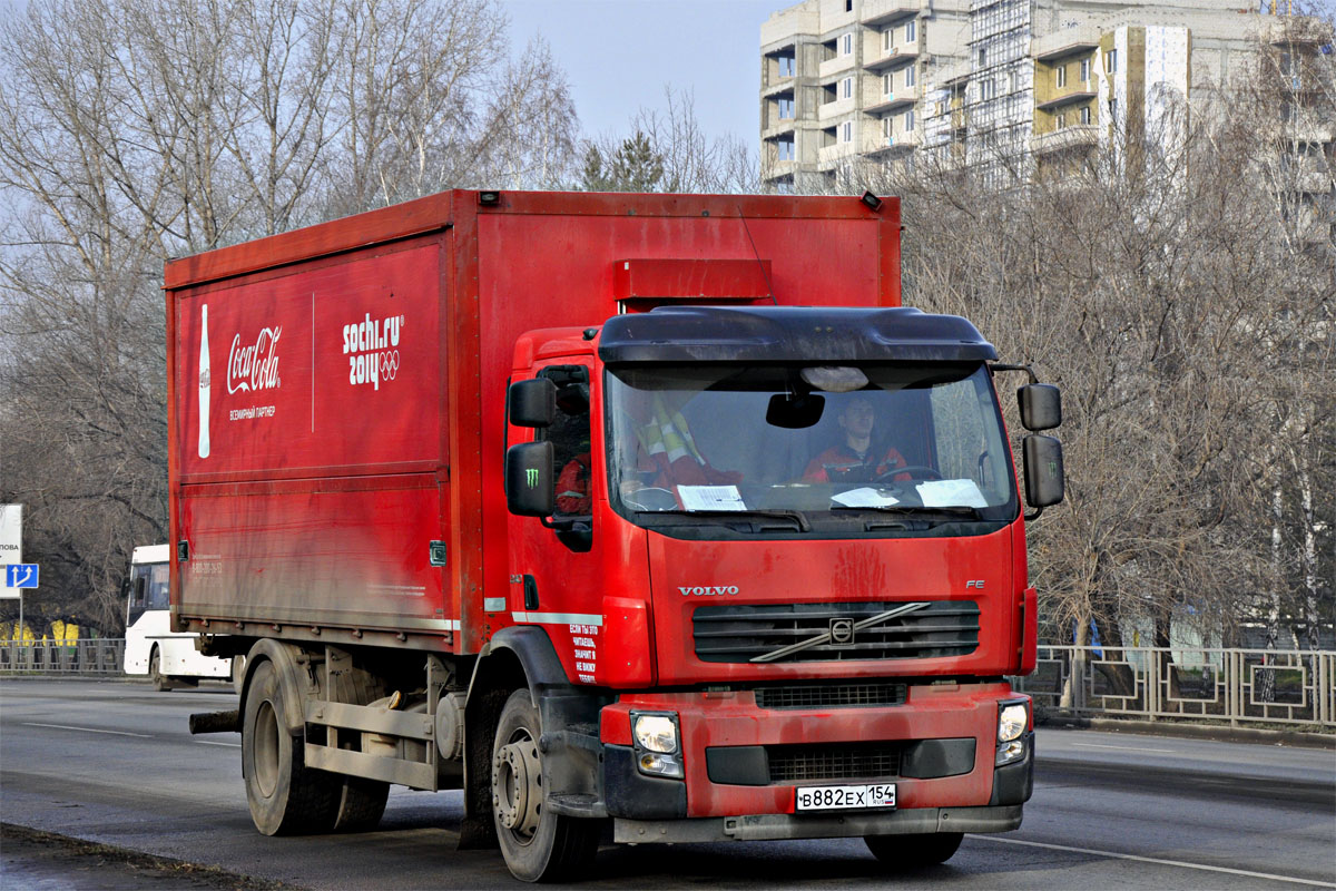 Новосибирская область, № В 882 ЕХ 154 — Volvo ('2006) FE