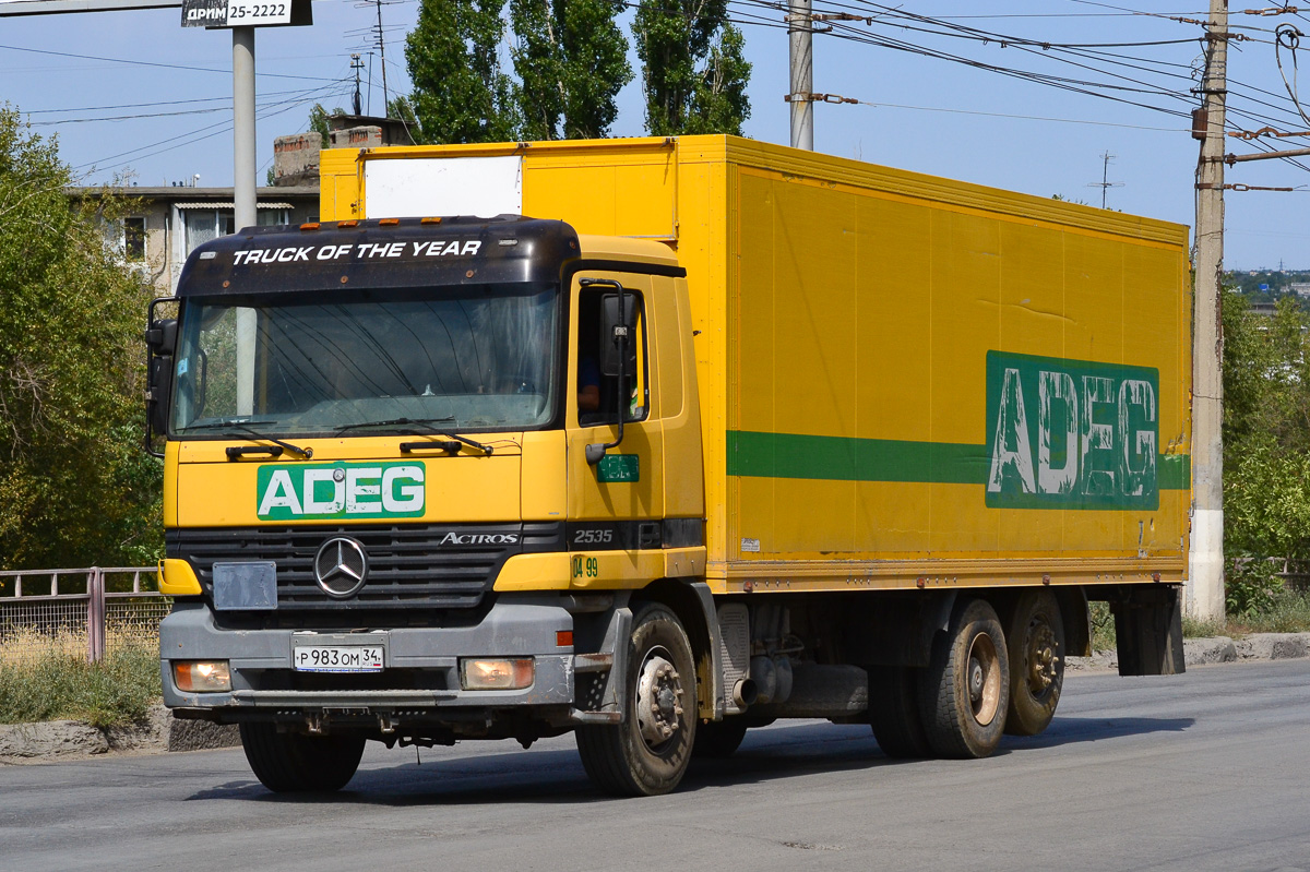 Волгоградская область, № Р 983 ОМ 34 — Mercedes-Benz Actros ('1997) 2535