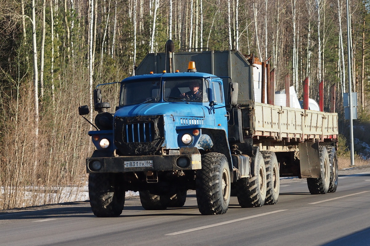 Ханты-Мансийский автоном.округ, № Т 831 ТК 86 — Урал-44202