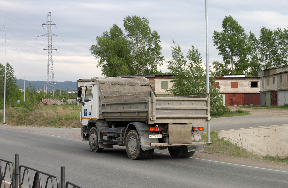 Красноярский край, № Н 676 КР 124 — МАЗ-5550B2