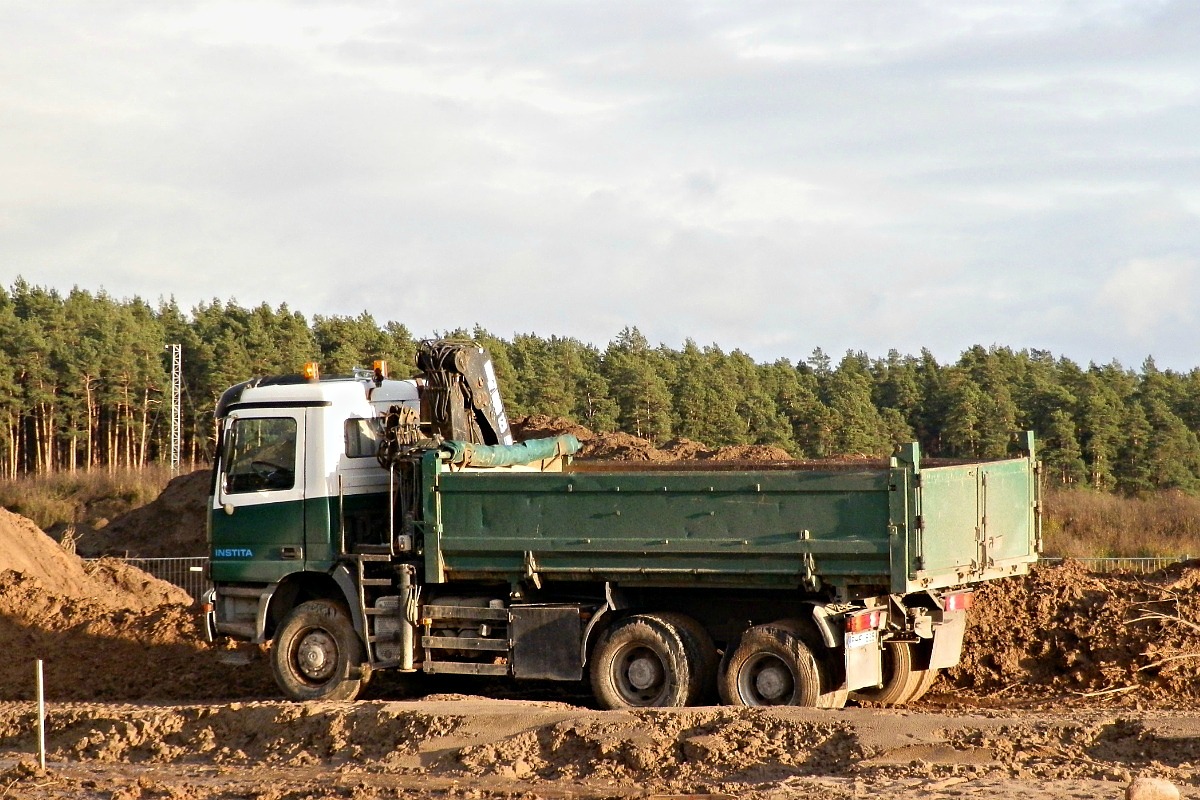 Литва, № FHF 635 — Mercedes-Benz Actros ('1997)