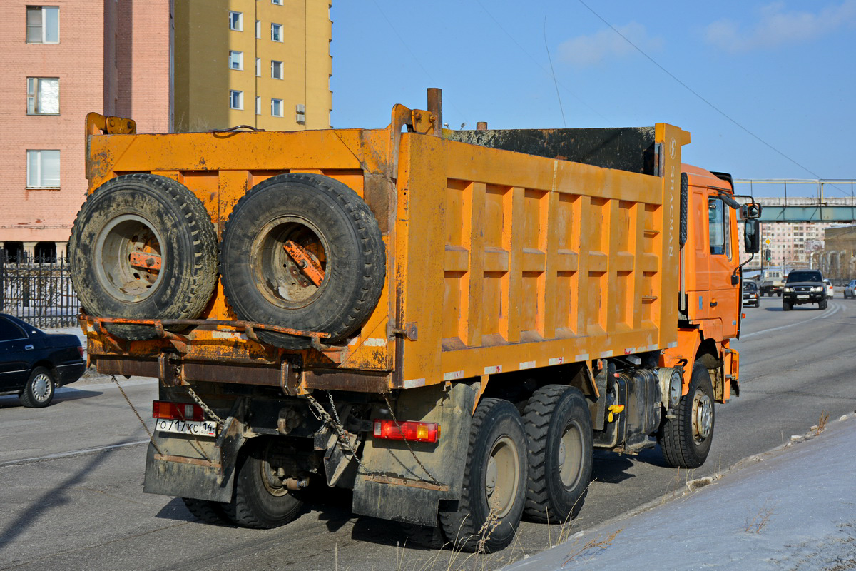 Саха (Якутия), № О 717 КС 14 — Shaanxi Shacman F2000 SX325x