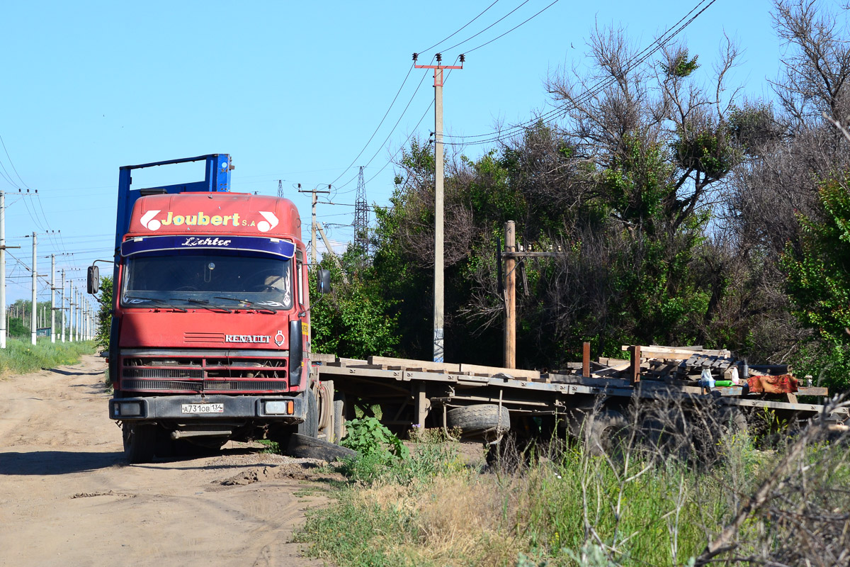 Волгоградская область, № А 731 ОВ 134 — Renault R-Series