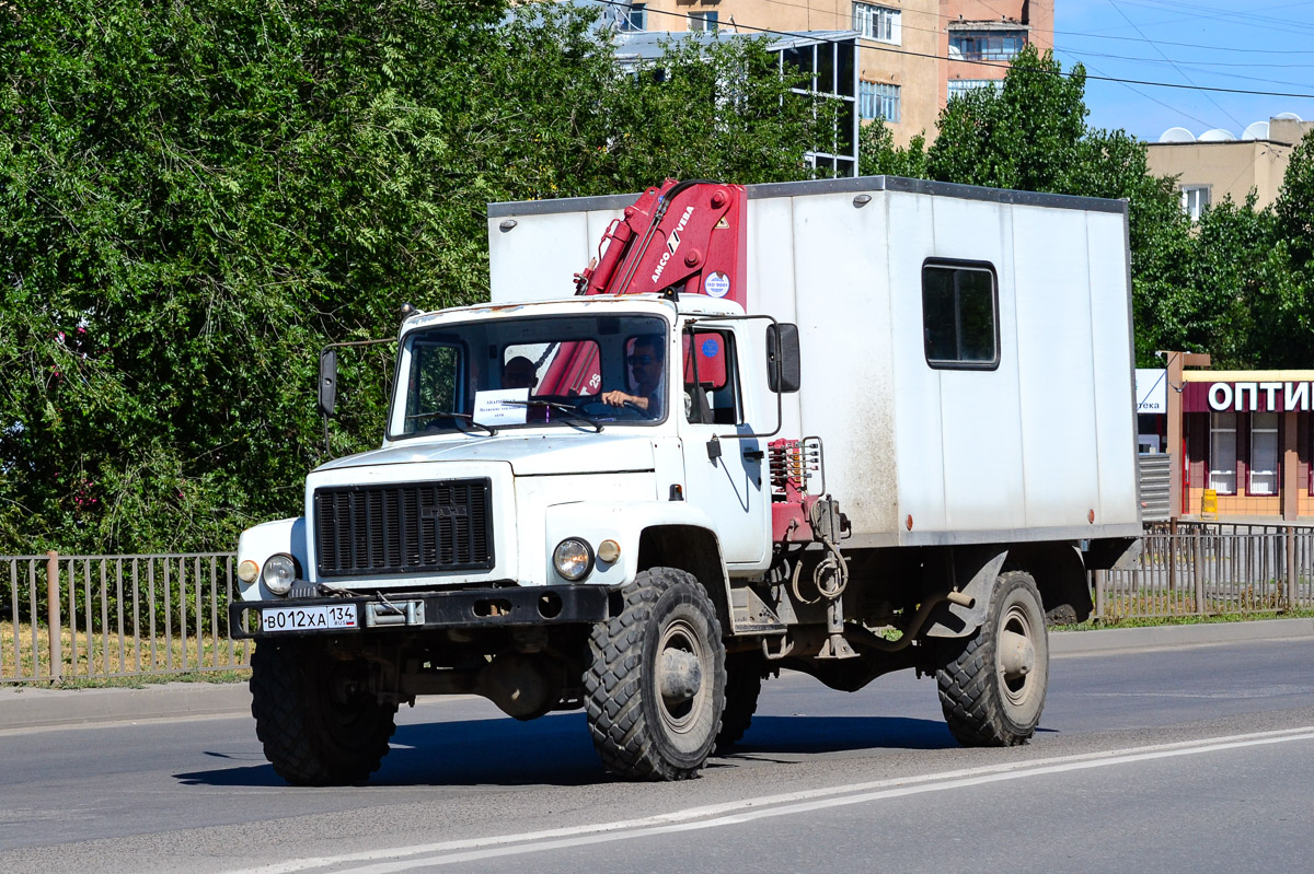 Волгоградская область, № В 012 ХА 134 — ГАЗ-3308 «Садко»