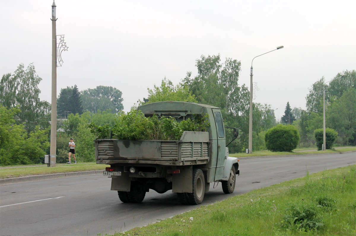 Красноярский край, № А 871 ВХ 24 — ГАЗ-3307