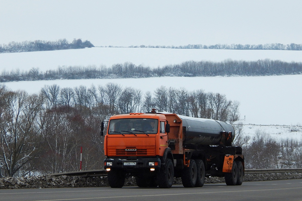 Воронежская область, № Х 328 УУ 36 — КамАЗ-43118-10 [43118K]