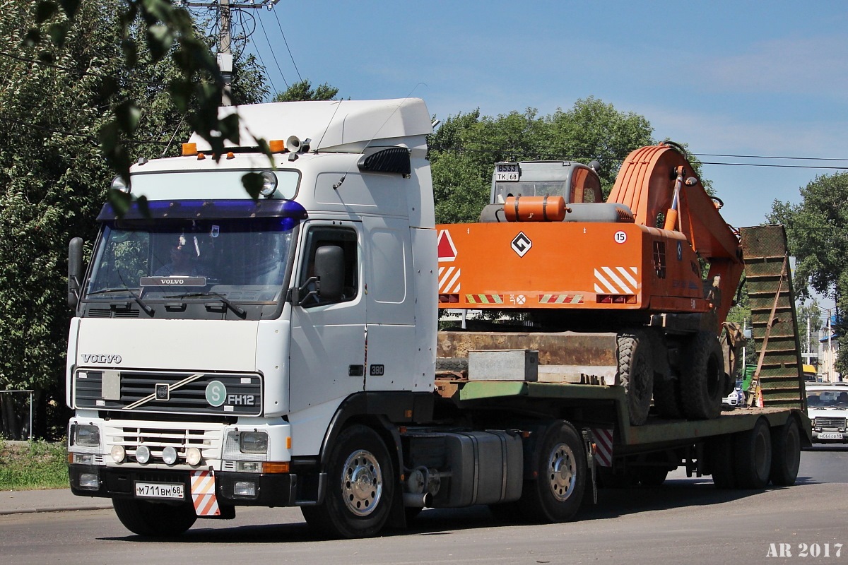 Тамбовская область, № М 711 ВМ 68 — Volvo ('1993) FH12.380