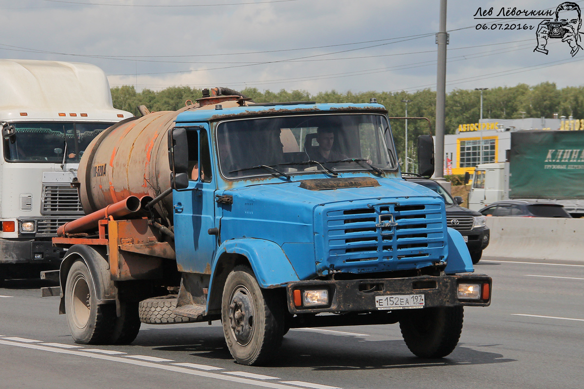 Москва, № Е 152 ЕА 197 — ЗИЛ-497442