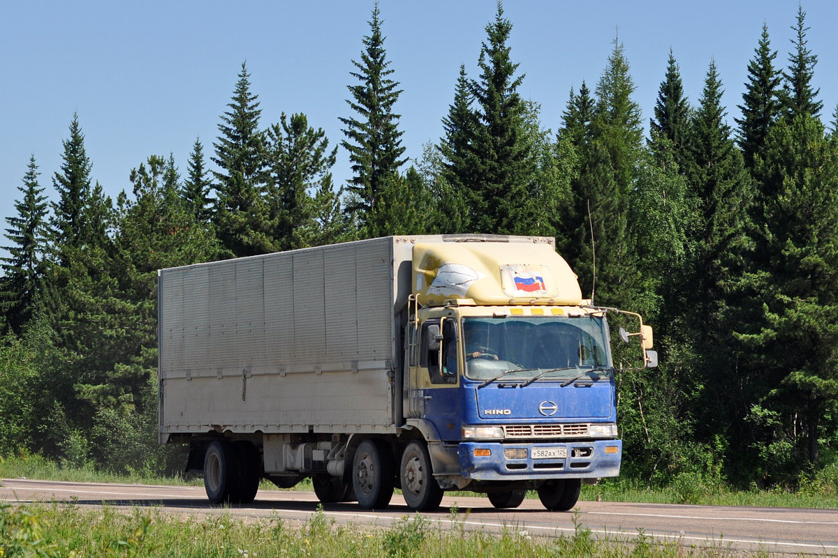 Приморский край, № У 582 АХ 125 — Hino FN