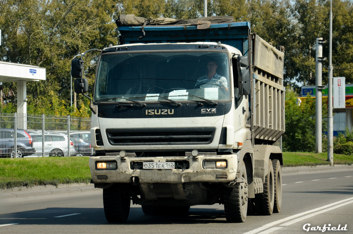 Кемеровская область, № О 351 ЕА 142 — Isuzu Giga CYZ