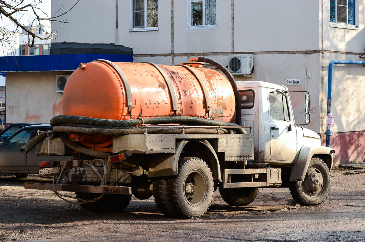 Волгоградская область, № В 427 КМ 134 — ГАЗ-3309