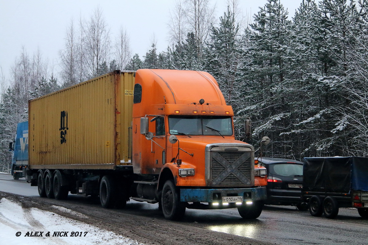 Санкт-Петербург, № У 010 АН 98 — Freightliner FLD 120 SD