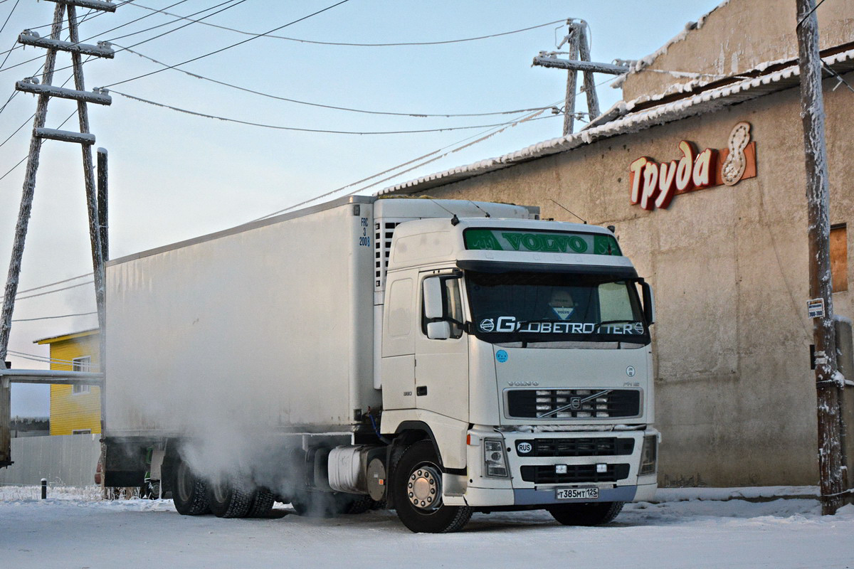 Приморский край, № Т 385 МТ 125 — Volvo ('2002) FH-Series