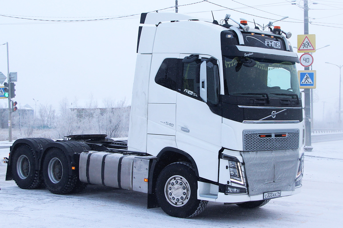 Саха (Якутия), № С 333 АХ 14 — Volvo ('2012) FH16.540