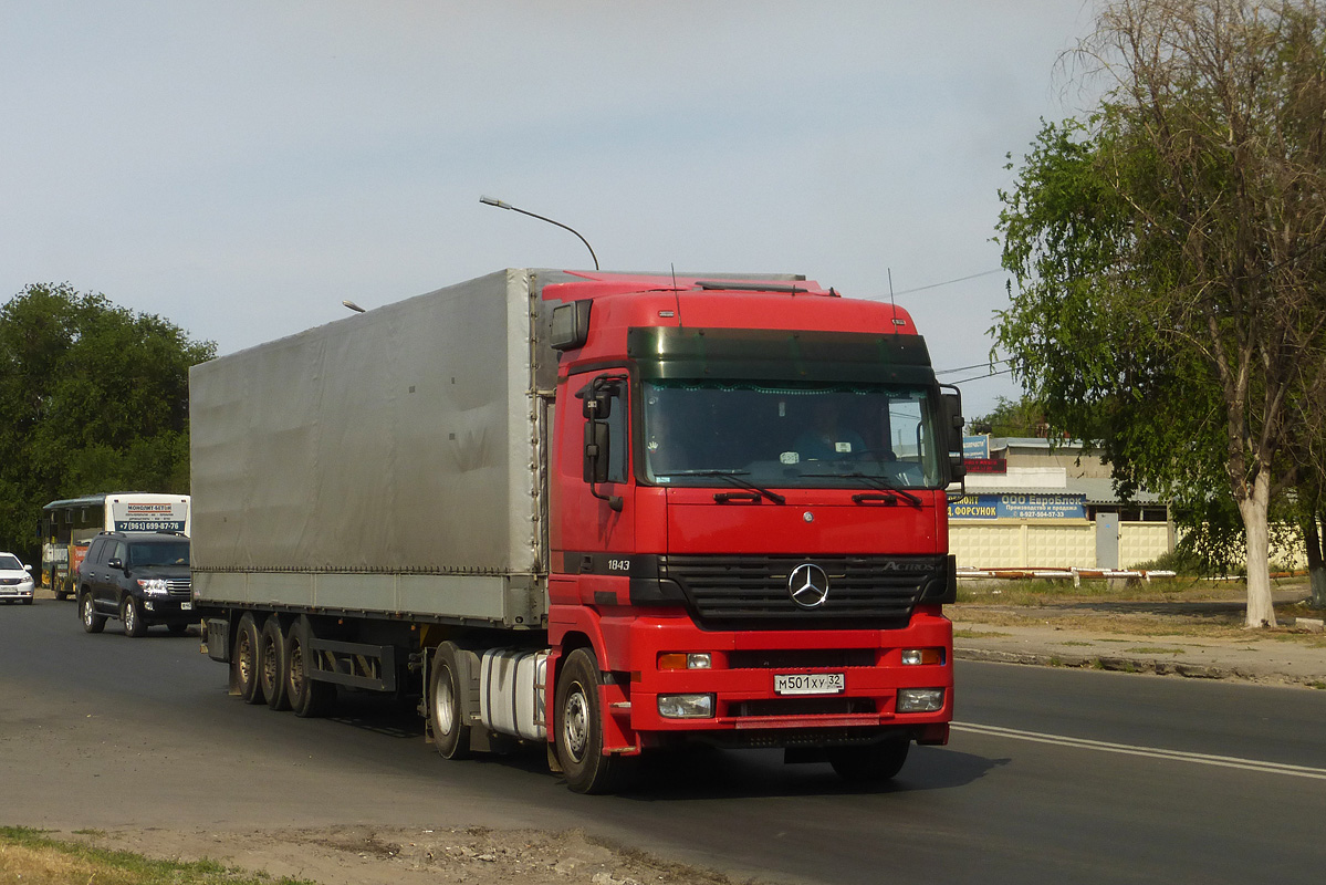 Брянская область, № М 501 ХУ 32 — Mercedes-Benz Actros ('1997) 1843