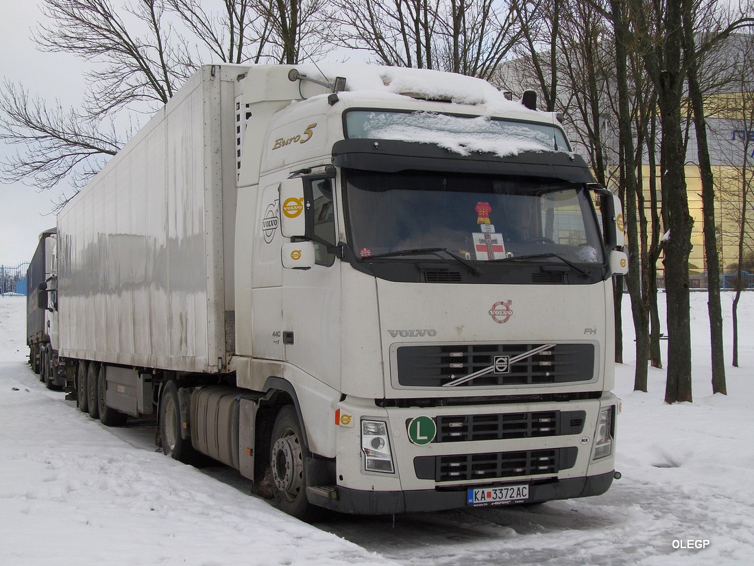 Северная Македония, № KA 3372 AC — Volvo ('2002) FH12.440