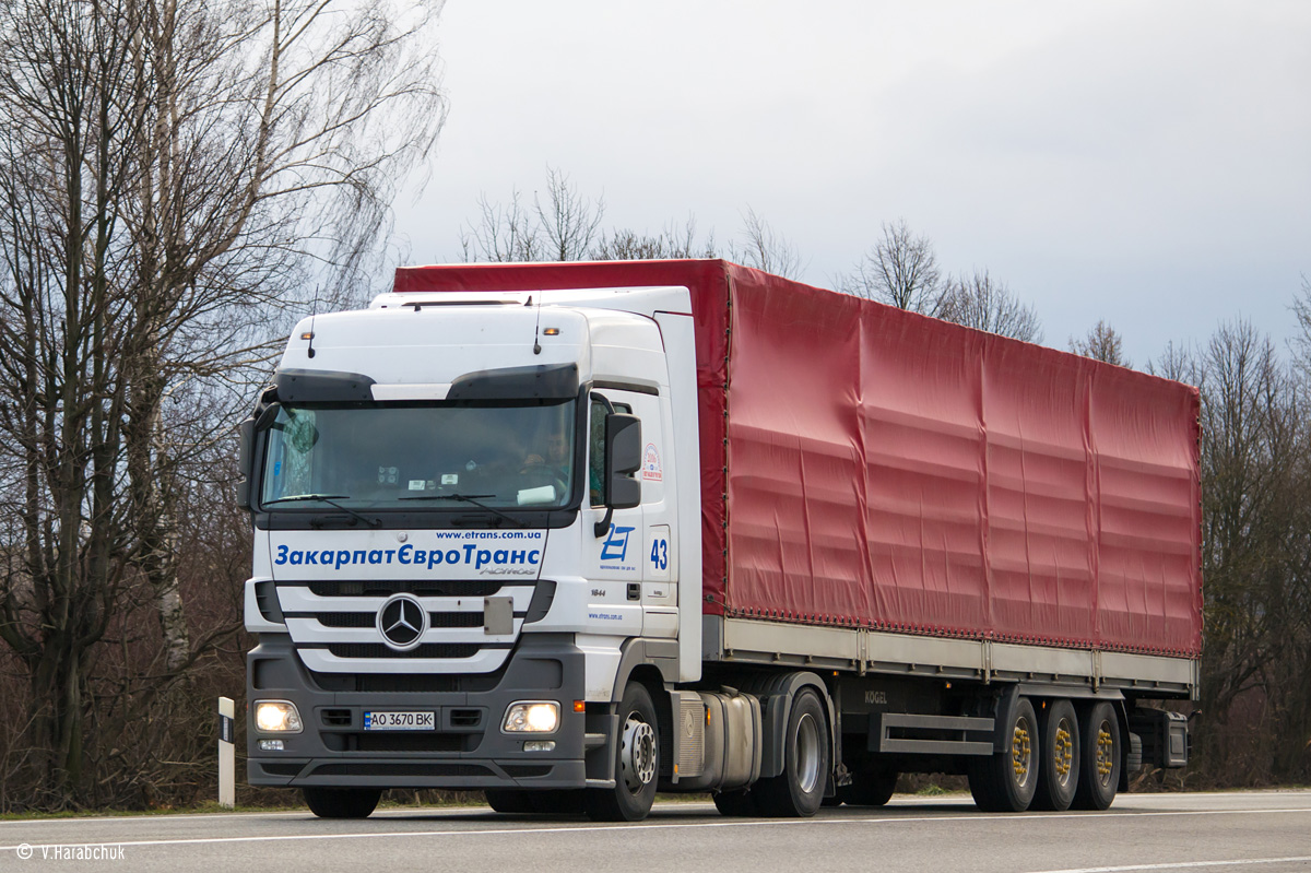 Закарпатская область, № 43 — Mercedes-Benz Actros ('2009) 1844