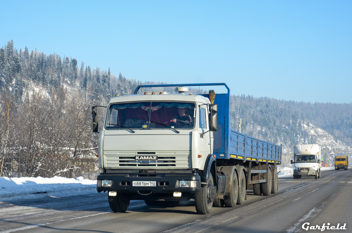 Кемеровская область, № О 881 ВМ 142 — КамАЗ-54112