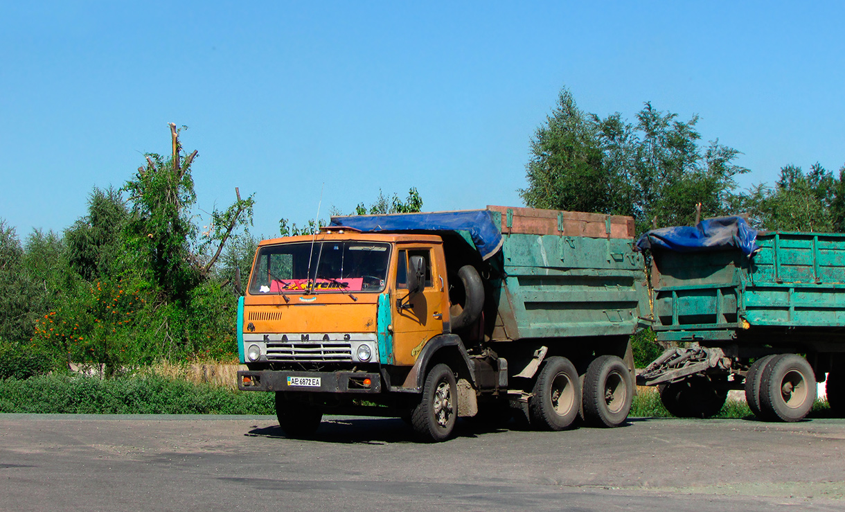 Днепропетровская область, № АЕ 6872 ЕА — КамАЗ-5511