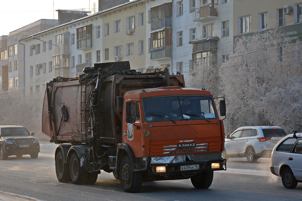 Саха (Якутия), № Е 639 ЕК 14 — КамАЗ-53215-15 [53215R]