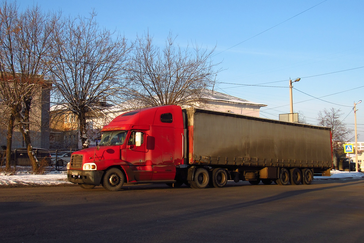 Костромская область, № Н 812 ЕР 44 — Freightliner Century Class