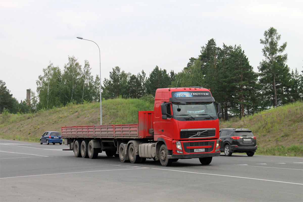 Красноярский край, № Н 998 КА 124 — Volvo ('2008) FH.440 [X9P]