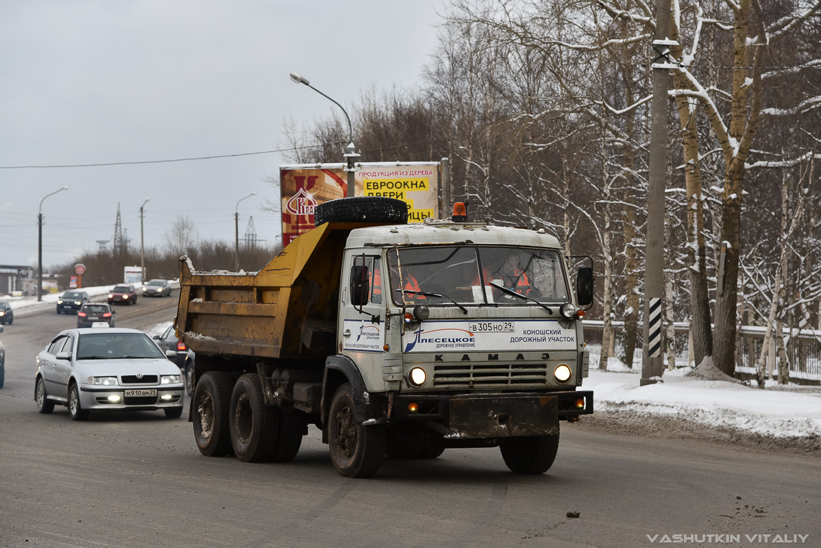 Архангельская область, № В 305 НО 29 — КамАЗ-55111-01 [55111A]