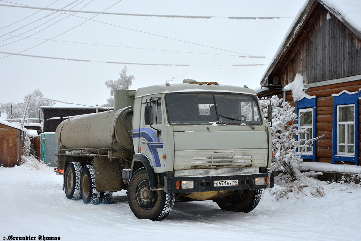 Саха (Якутия), № Х 671 ЕУ 14 — КамАЗ-53215 [532150]