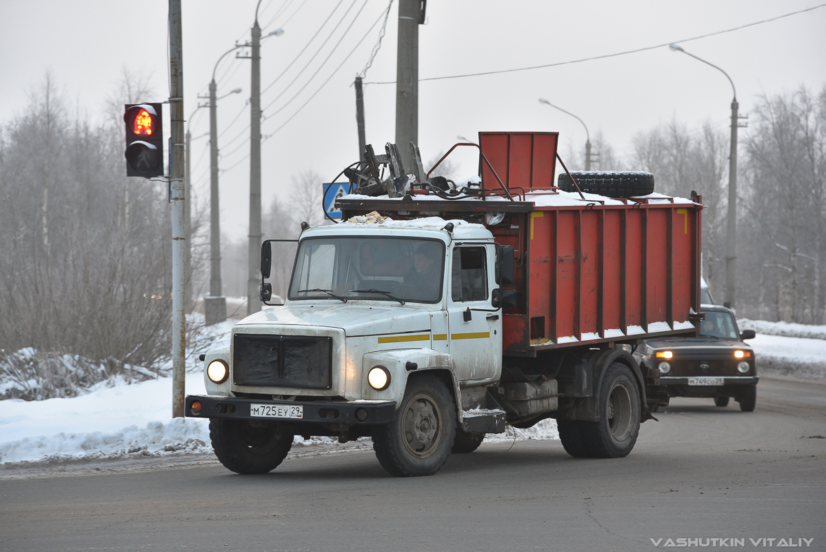 Архангельская область, № М 725 ЕУ 29 — ГАЗ-3309