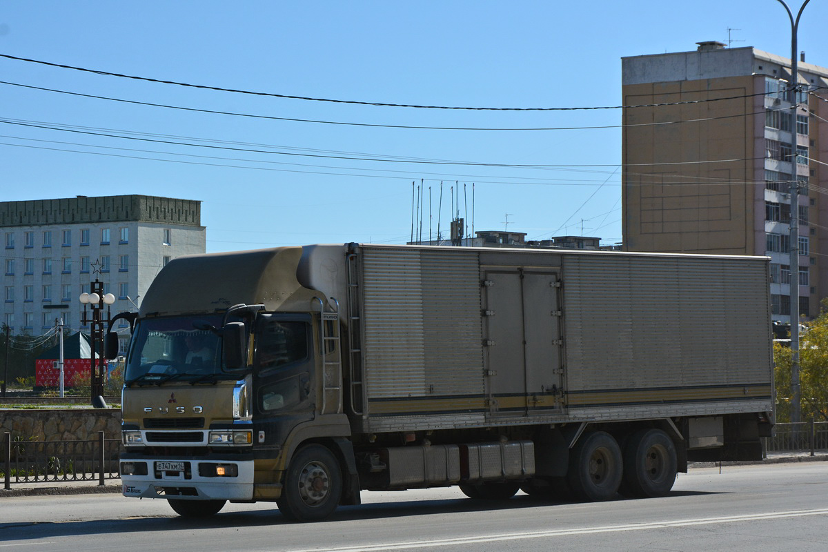 Саха (Якутия), № Е 747 КМ 14 — Mitsubishi Fuso The Great