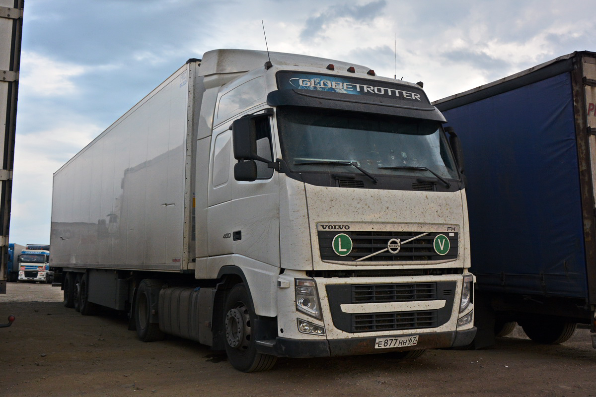 Смоленская область, № Е 877 НН 67 — Volvo ('2008) FH.460