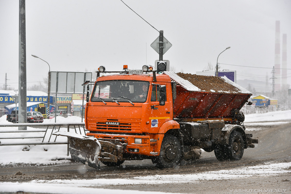 Архангельская область, № М 017 ЕЕ 29 — КамАЗ-53605-62