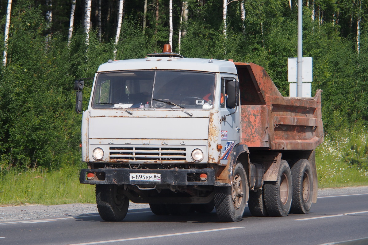 Ханты-Мансийский автоном.округ, № Е 895 КМ 86 — КамАЗ-55111-01 [55111A]