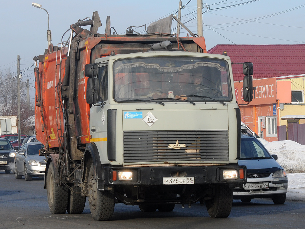 Омская область, № Р 326 ОР 55 — МАЗ-5337A2