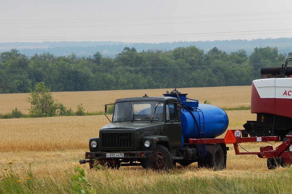 Воронежская область, № С 892 УМ 36 — ГАЗ-33073